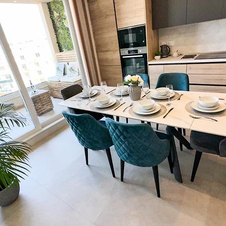 Honeycomb Designer Apartment セント・ポールズ・ベイ エクステリア 写真