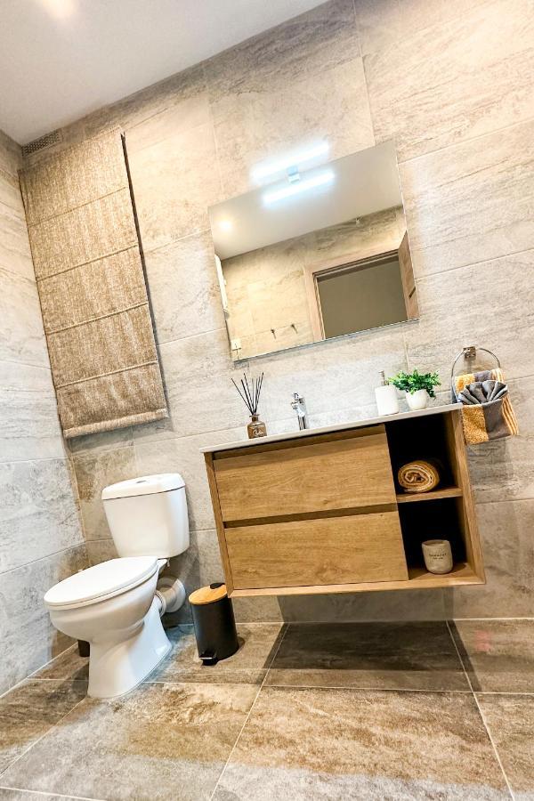 Honeycomb Designer Apartment セント・ポールズ・ベイ エクステリア 写真